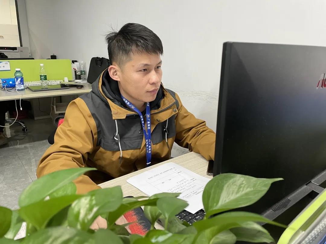 喜讯丨千亿国际测绘公司熊慈斌喜提“广东省手艺能手”声誉称呼！