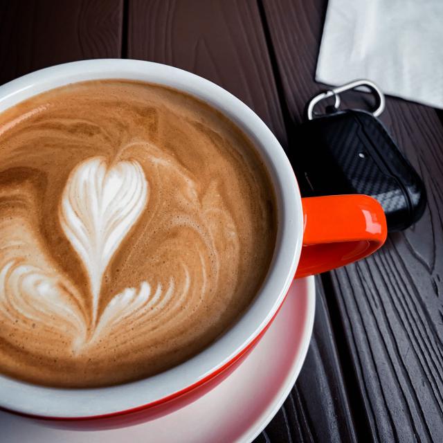 员工随笔｜等，，，，，，一杯咖啡