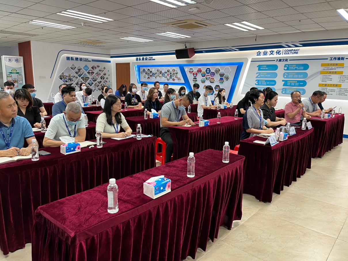 强强相助丨中工武大城乡妄想院向导莅临千亿国际交流履历谈相助