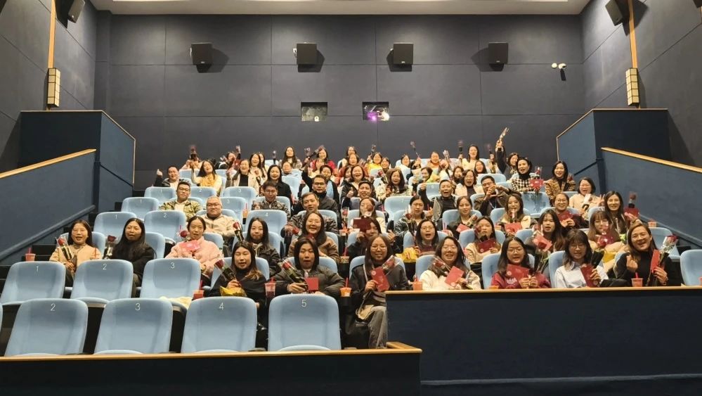 千亿国际集团丨光影绽放 致敬“她实力”